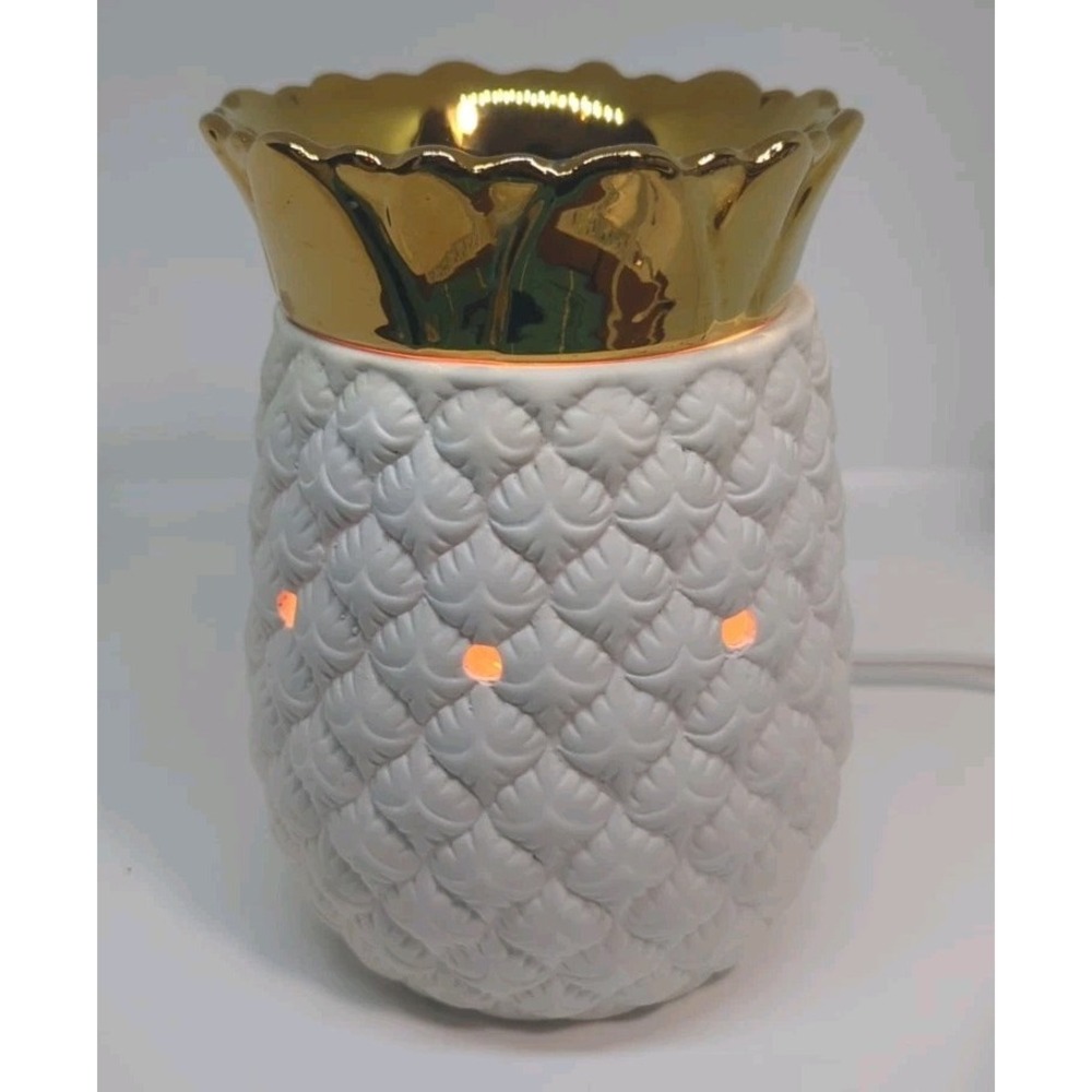 Candle Warmers Etc Pineapple Wax Melt Warmer White Gold Porcelain + Bulbs & Wax